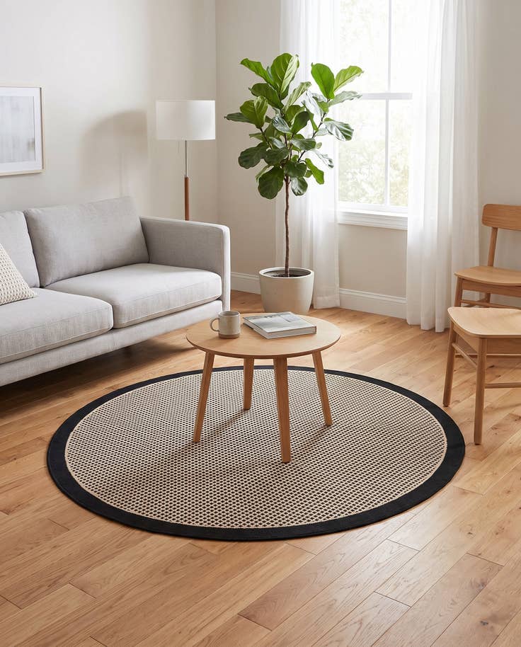 Detail image of 5' x 5' Easy-Clean Border Indoor / Outdoor Round Rug