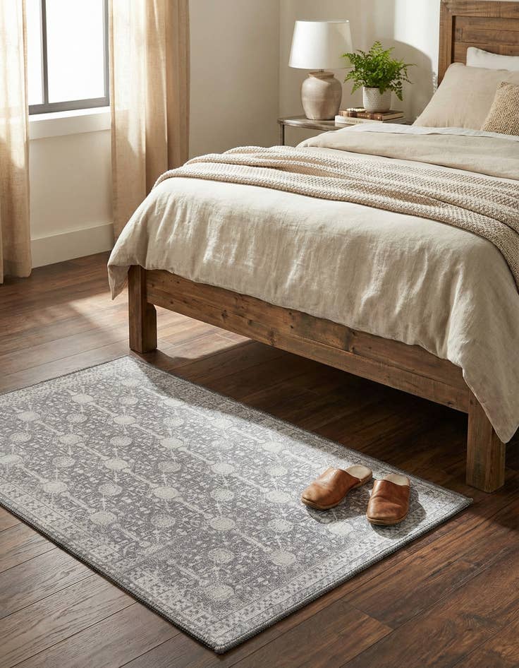 Detail image of 2' x 3' Timeless Rug