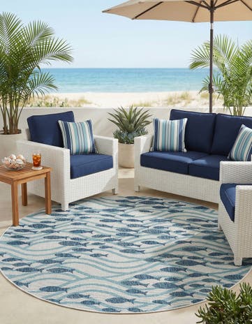 7' 10 x 7' 10 Easy-Clean Coastal Indoor / Outdoor Round Rug
