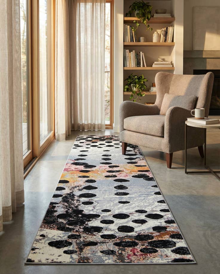 Detail image of 2' 7 x 12' Easy-Clean Modern Indoor / Outdoor Runner Rug