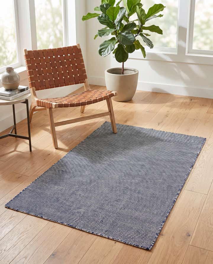 3' 3 x 5' 3 Easy-Clean Jill Zarin Palm Springs Indoor / Outdoor Rug