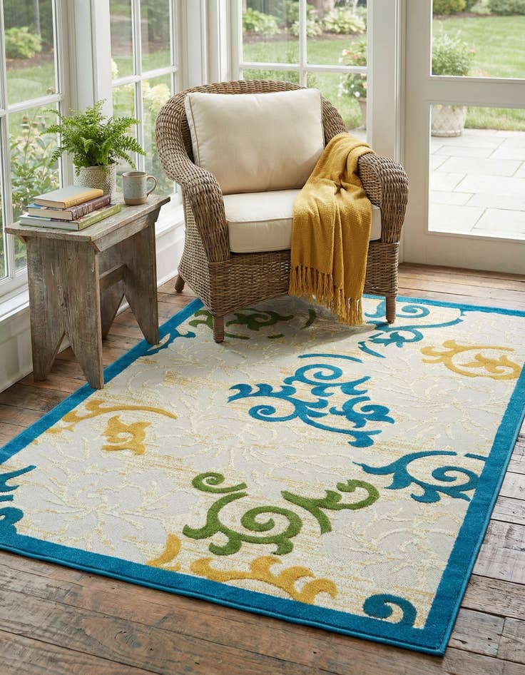 Detail image of 6' x 9' Easy-Clean Botanical Indoor / Outdoor Rug