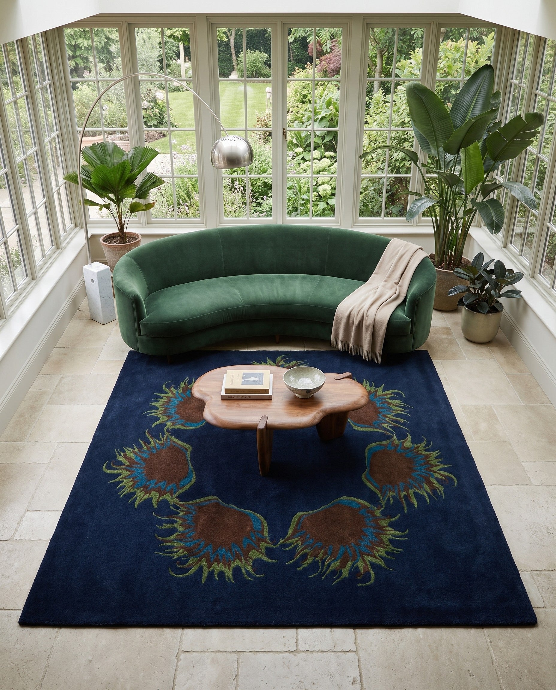 7' 5 x 7' 6 Luna Square Rug