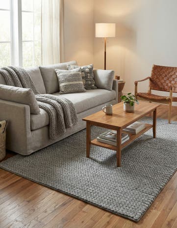 4' 1 x 6' 1 Hand Woven Lana New Zealand Wool Rug