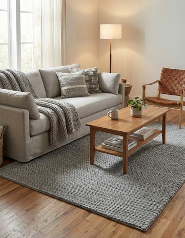 4' 1 x 6' 1 Hand Woven Lana New Zealand Wool Rug
