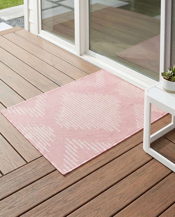 2' x 3' Easy-Clean Modern Indoor / Outdoor Rug