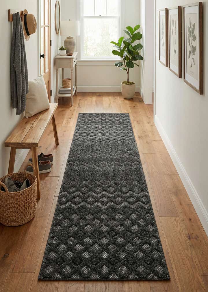 2' x 8' Easy-Clean Trellis Textured Indoor / Outdoor Runner Rug