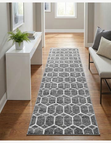 3' x 10' Lattice Trellis Runner Rug