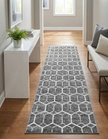 3' x 10' Lattice Trellis Runner Rug
