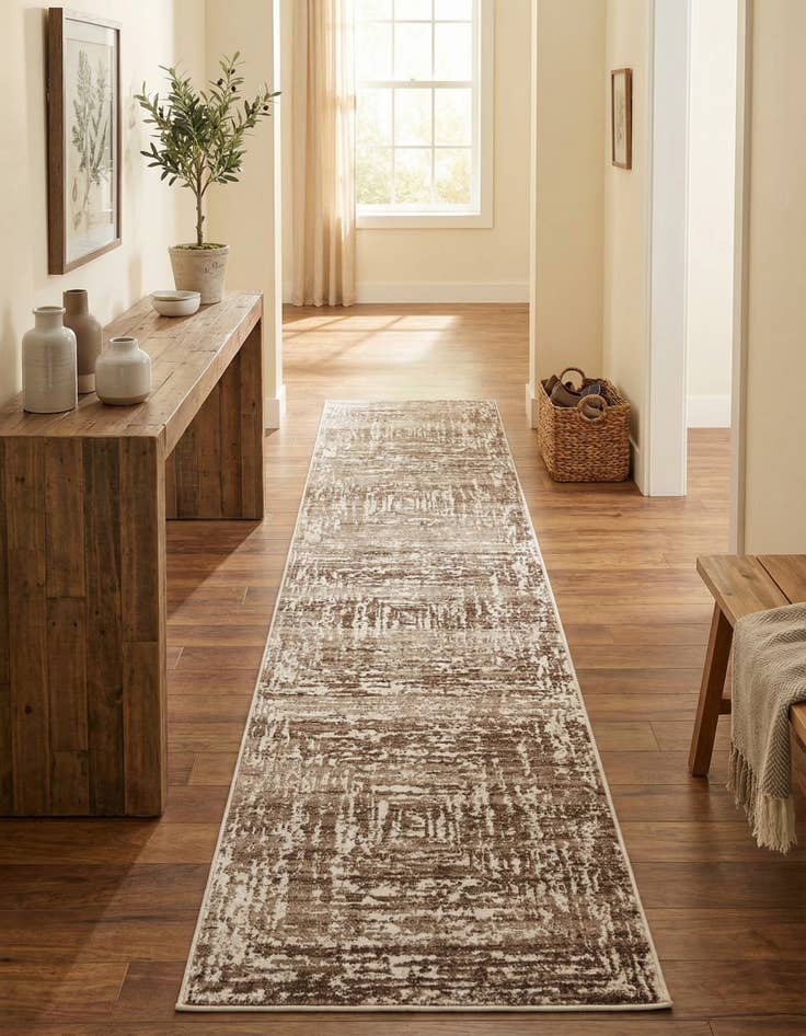 Detail image of 2' 6 x 14' Hermitage Runner Rug