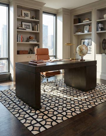 5' 1 x 8' Cowhide Rug
