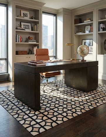 5' 1 x 8' Cowhide Rug