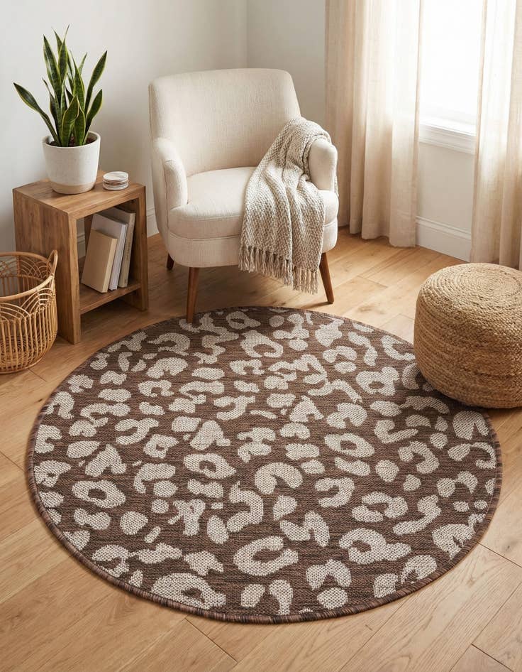 Detail image of 3' x 3'  Washable Safari Indoor / Outdoor Round Rug