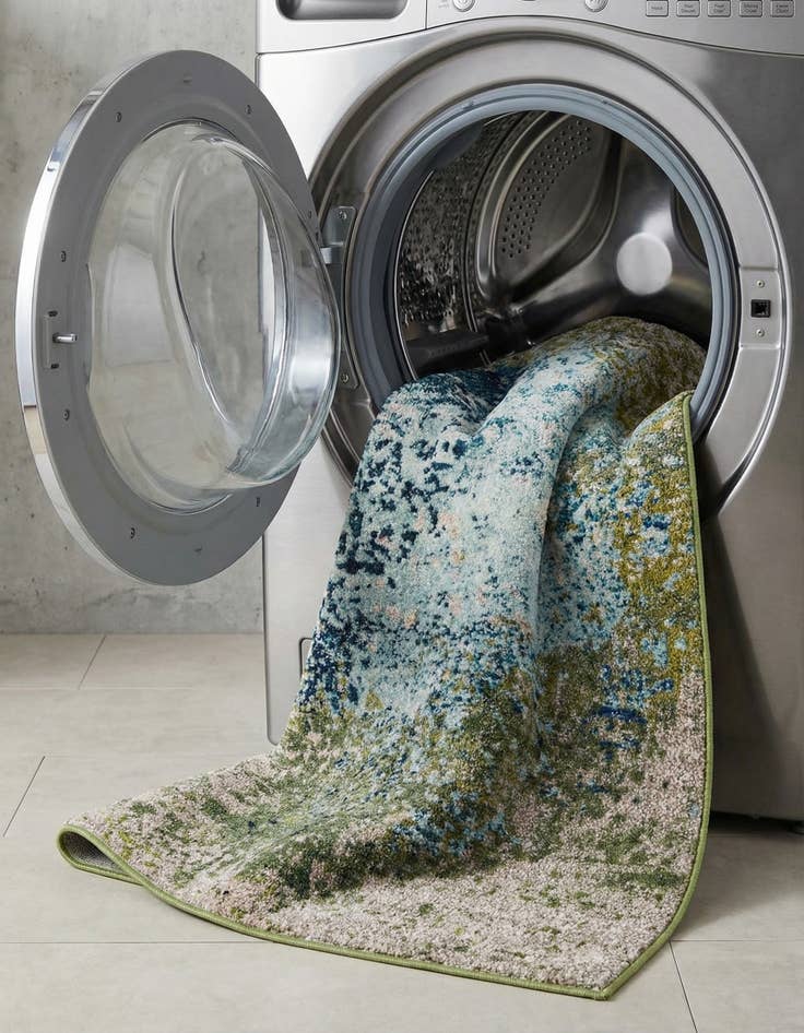 Detail image of 3' 3 x 5' 3  Washable Casablanca Rug