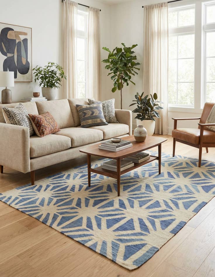 Detail image of 4' 6 x 5' 6  Hand Woven Kilim Modern Wool Rug