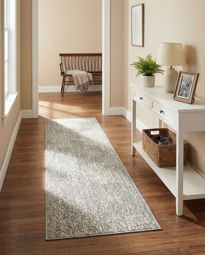 2' x 8' Easy-Clean Traditional Indoor / Outdoor Runner Rug