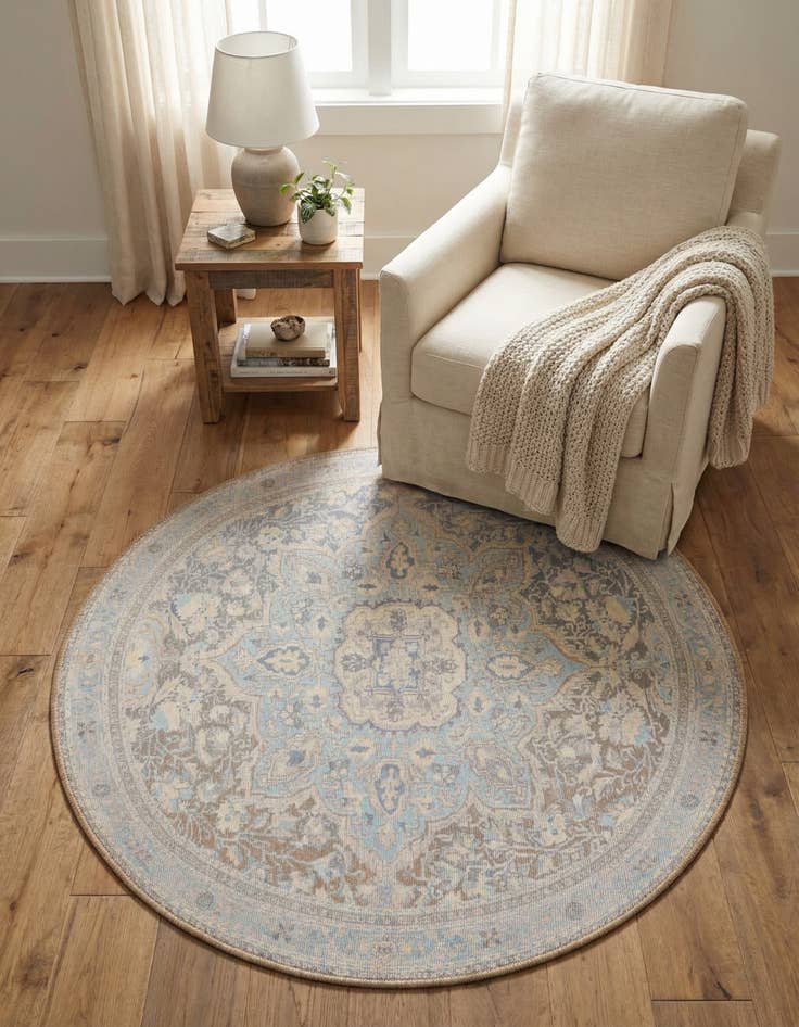 Detail image of 3' 6 x 3' 6 Timeless Round Rug