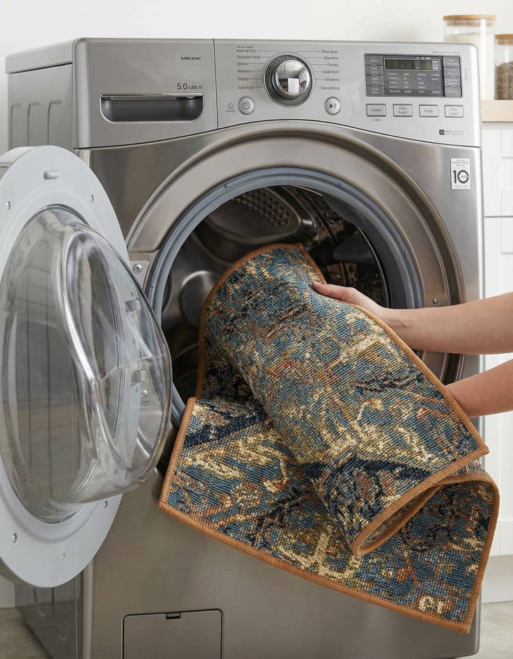 Detail image of 1' 4 x 1' 4  Washable Traditional Indoor / Outdoor Sample Rug