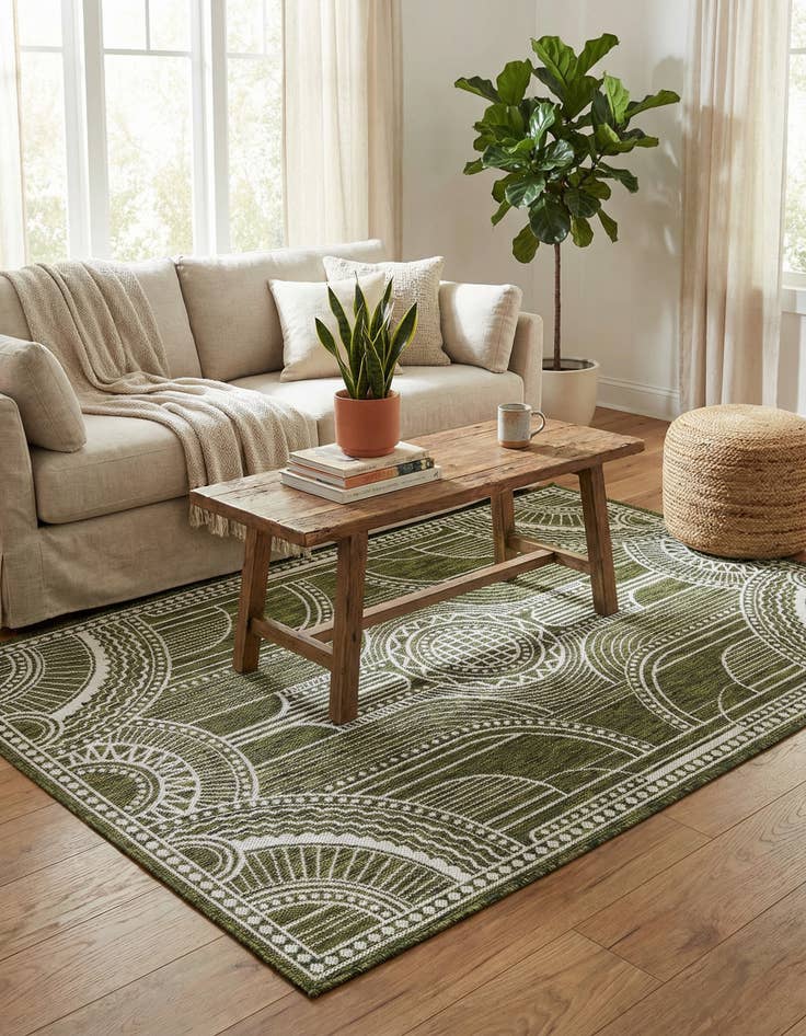 Detail image of 4' x 6'  Washable Traditional Indoor / Outdoor Rug