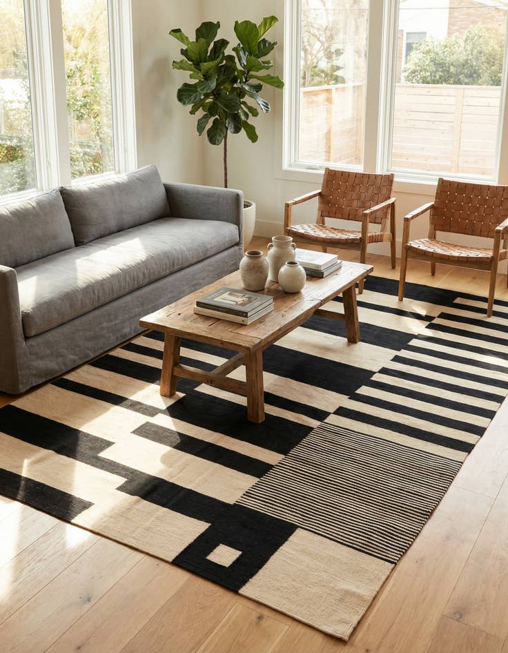 Detail image of 5' 7 x 10' 6  Hand Woven Kilim Modern Wool Rug