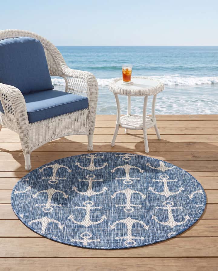 3' x 3' Easy-Clean Coastal Indoor / Outdoor Round Rug