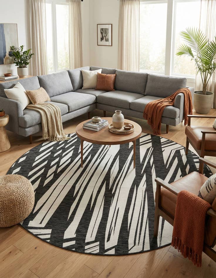 Detail image of 10' x 10'  Washable Modern Indoor / Outdoor Round Rug