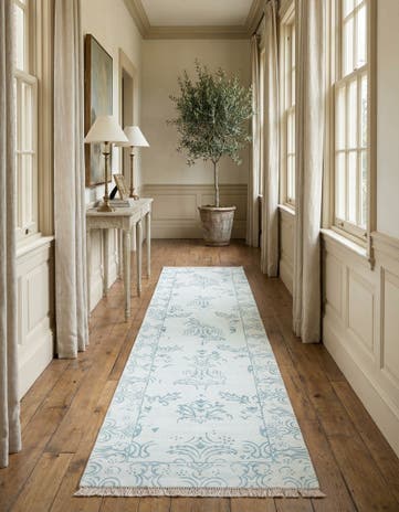 2' 7 x 9' 10 Darya Runner Rug