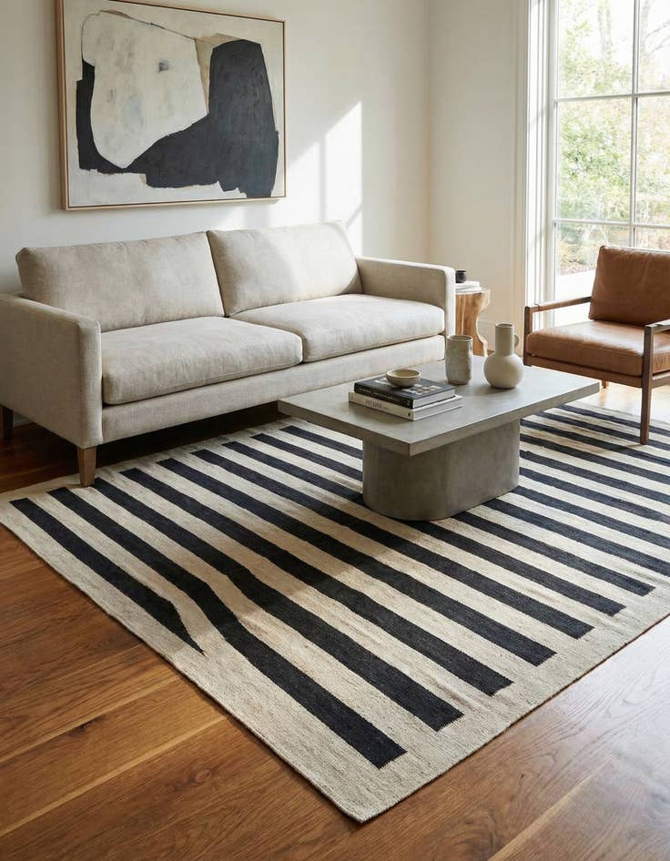 Detail image of  6' 8 x 9' 8  Hand Woven Kilim Modern Wool Rug