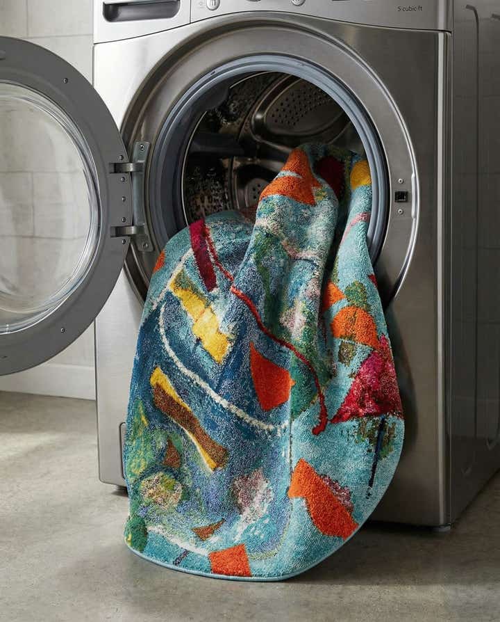 7' 10 x 10' Washable Vivid Oval Rug