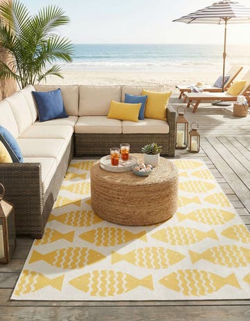 7' 1 x 10' Easy-Clean Coastal Indoor / Outdoor Rug