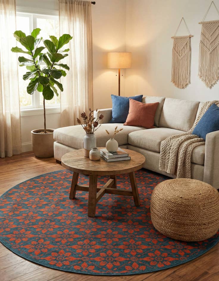 Detail image of 7' 10 x 7' 10  Washable Trellis Indoor / Outdoor Round Rug