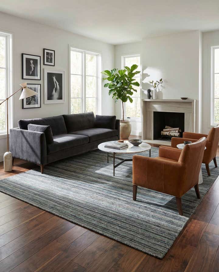 5' 8 x 8' Hand Knotted Darya Wool Rug