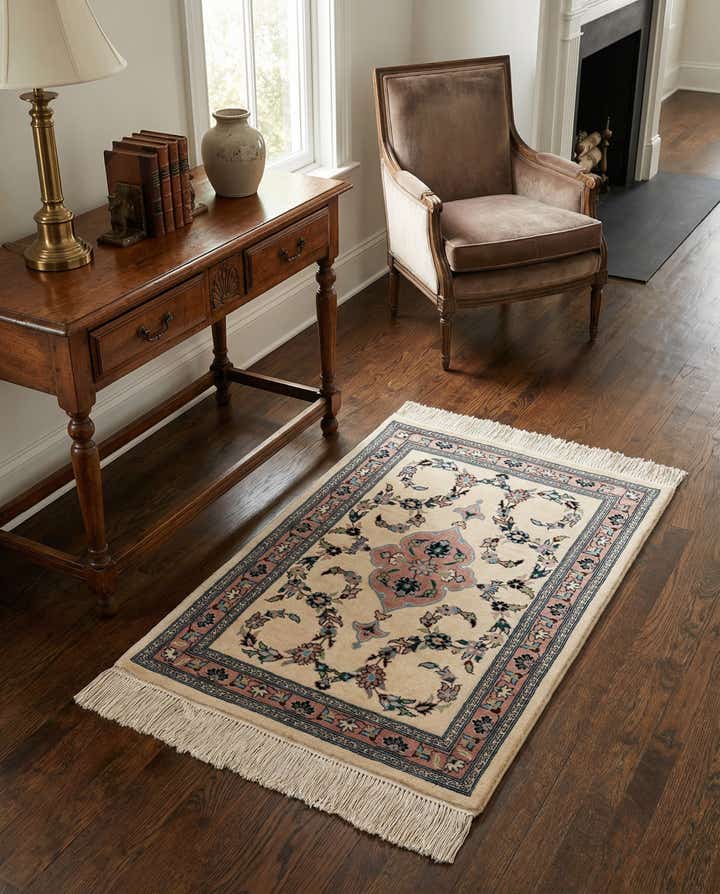 2' 1 x 3' 2 Hand Knotted Lahour Oriental Wool Rug