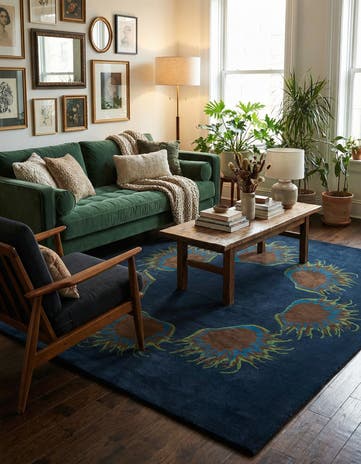7' 5 x 7' 7 Luna Square Rug
