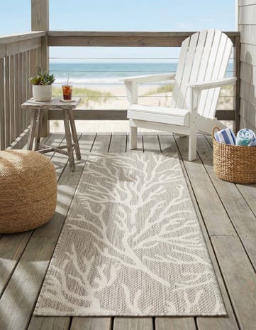 2' x 5' 3 Easy-Clean Coastal Indoor / Outdoor Runner Rug