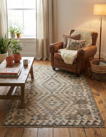 4' x 5' 11 Hand Woven Kilim Maymana Wool Rug