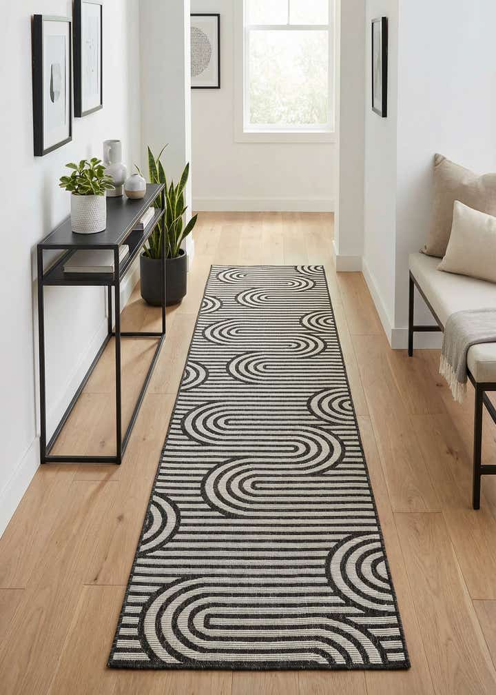 2' 7 x 12' Easy-Clean Modern Indoor / Outdoor Runner Rug