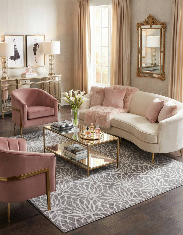 Detail image of  7' 10 x 7' 10  Marilyn Monroe™ Glam Dahlia Square Rug