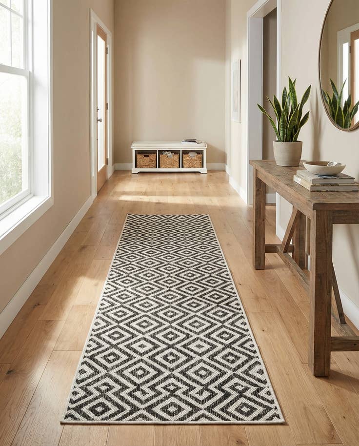 Detail image of 2' x 8' Easy-Clean Jill Zarin Costa Rica Indoor / Outdoor Runner Rug