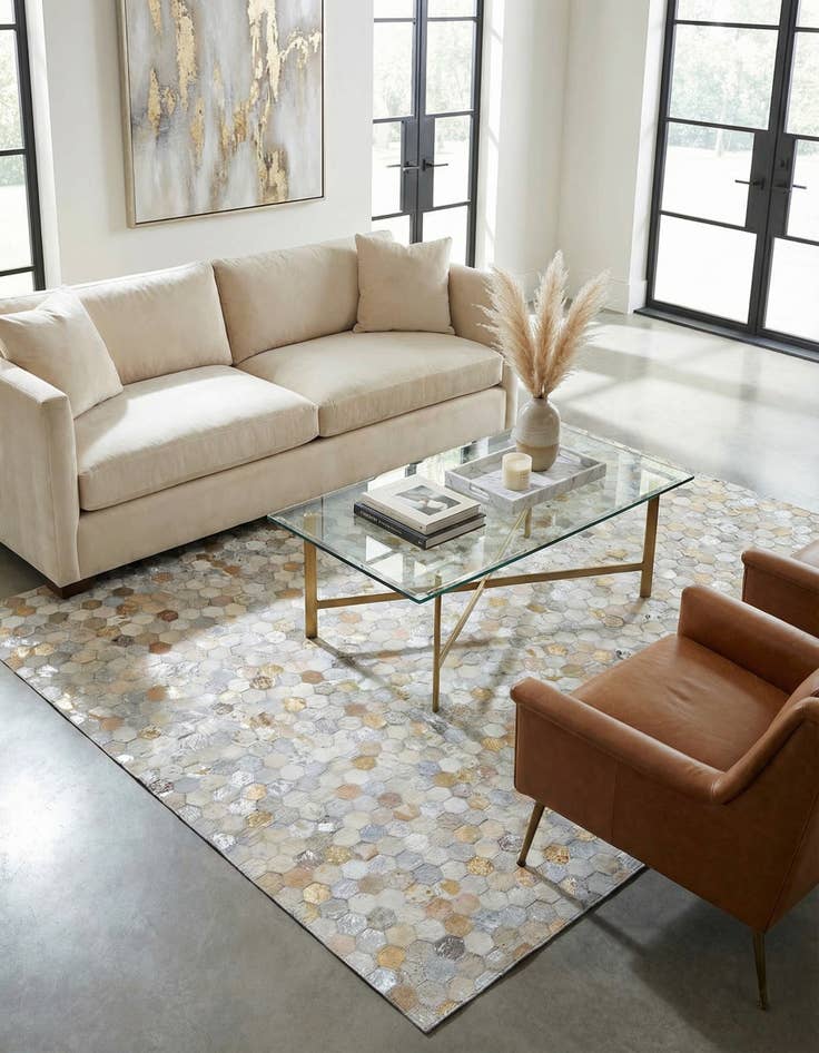 Detail image of  5' 1 x 8' Cowhide - Patchwork Rug