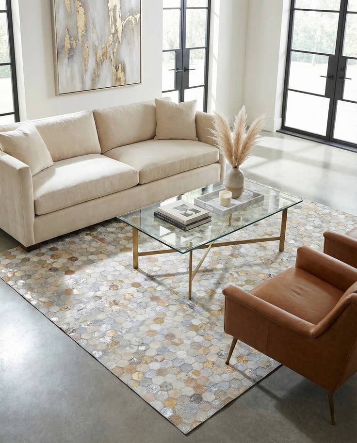 Detail image of 5' 1 x 8' Cowhide - Patchwork Rug