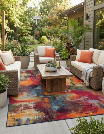 7' x 10' Easy-Clean Modern Indoor / Outdoor Rug