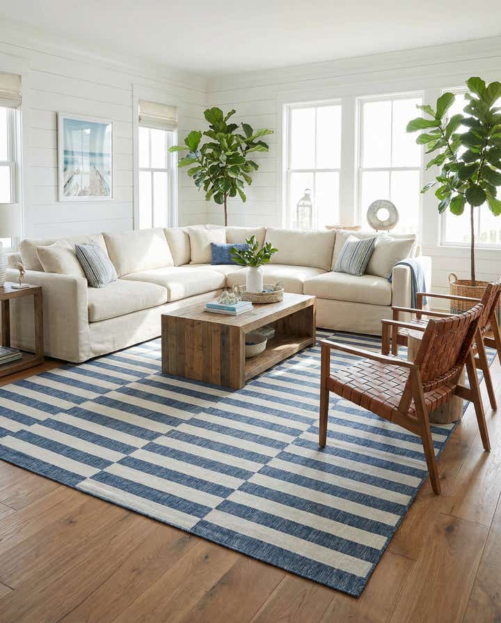 10' x 14' Easy-Clean Striped Indoor / Outdoor Rug