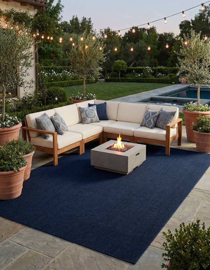 Detail image of 10' x 14' 1  Washable Solid Indoor / Outdoor Rug