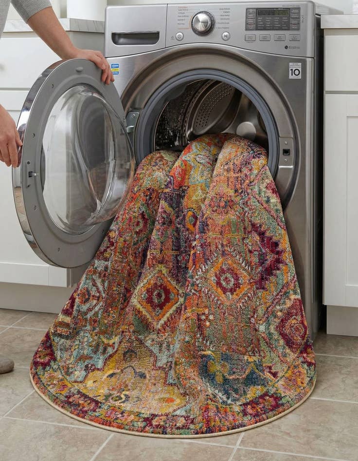 Detail image of 8' x 8'  Washable Alta Round Rug