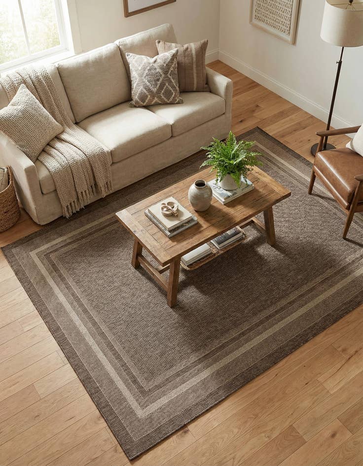 Detail image of  6' x 9'  Washable Border Indoor / Outdoor Rug