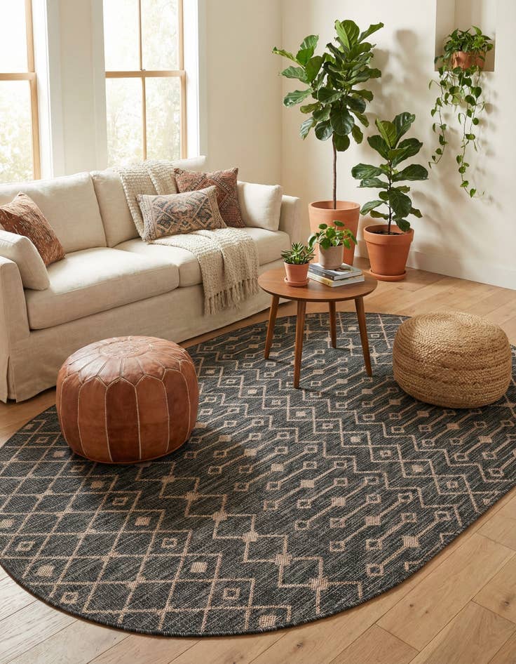 Detail image of 5' 3 x 8'  Washable Trellis Indoor / Outdoor Oval Rug