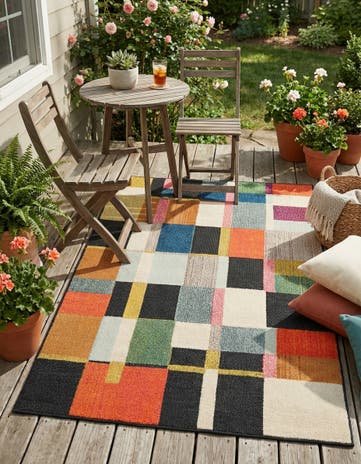 4' x 6' Easy-Clean Casablanca Indoor / Outdoor Rug