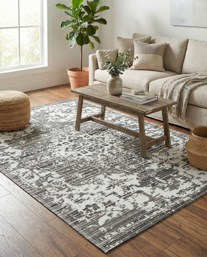 5' x 8' Easy-Clean Vista Breeze Indoor / Outdoor Rug