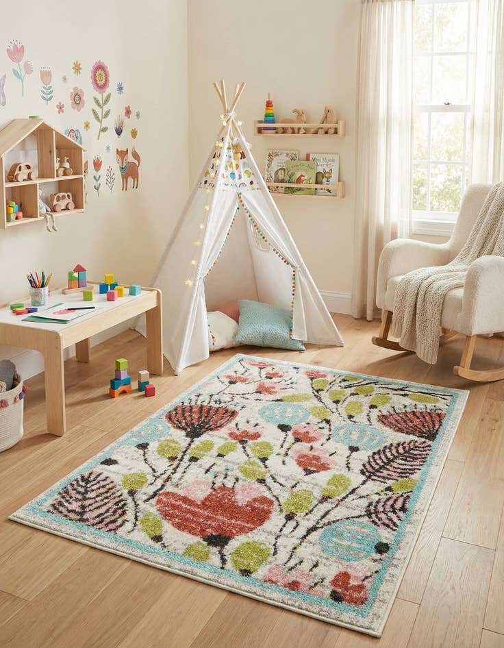 Detail image of 2' 2 x 3' Flowers Whimsy Kids Rug